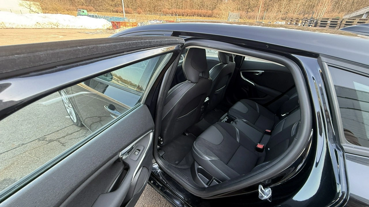 Volvo V40 - Zdjęcie 20