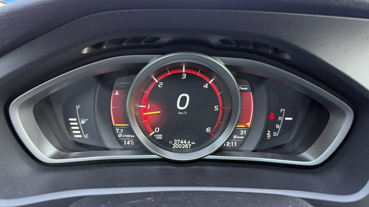 Volvo V40 - Zdjęcie 34