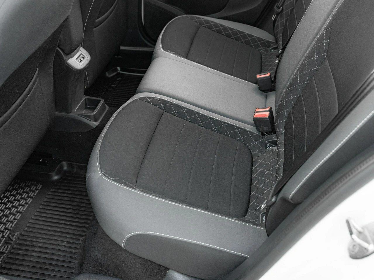 Skoda Fabia - Zdjęcie 24