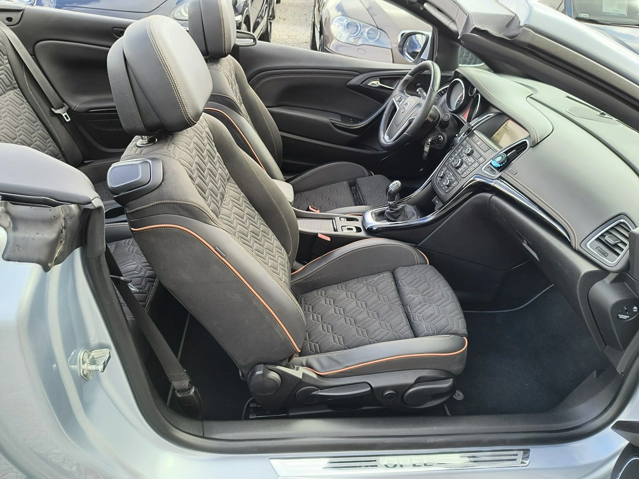 Opel Cascada - Zdjęcie 11