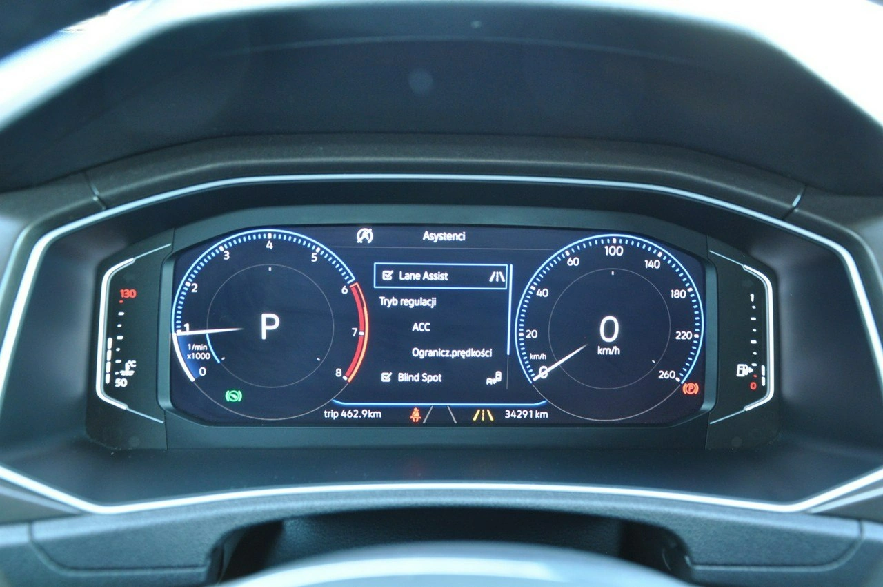 Volkswagen T-Roc - Zdjęcie 12