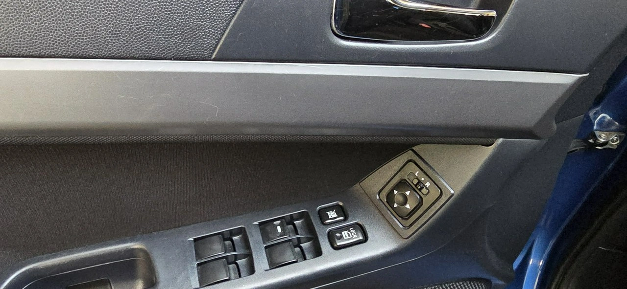 Mitsubishi Lancer - Zdjęcie 16