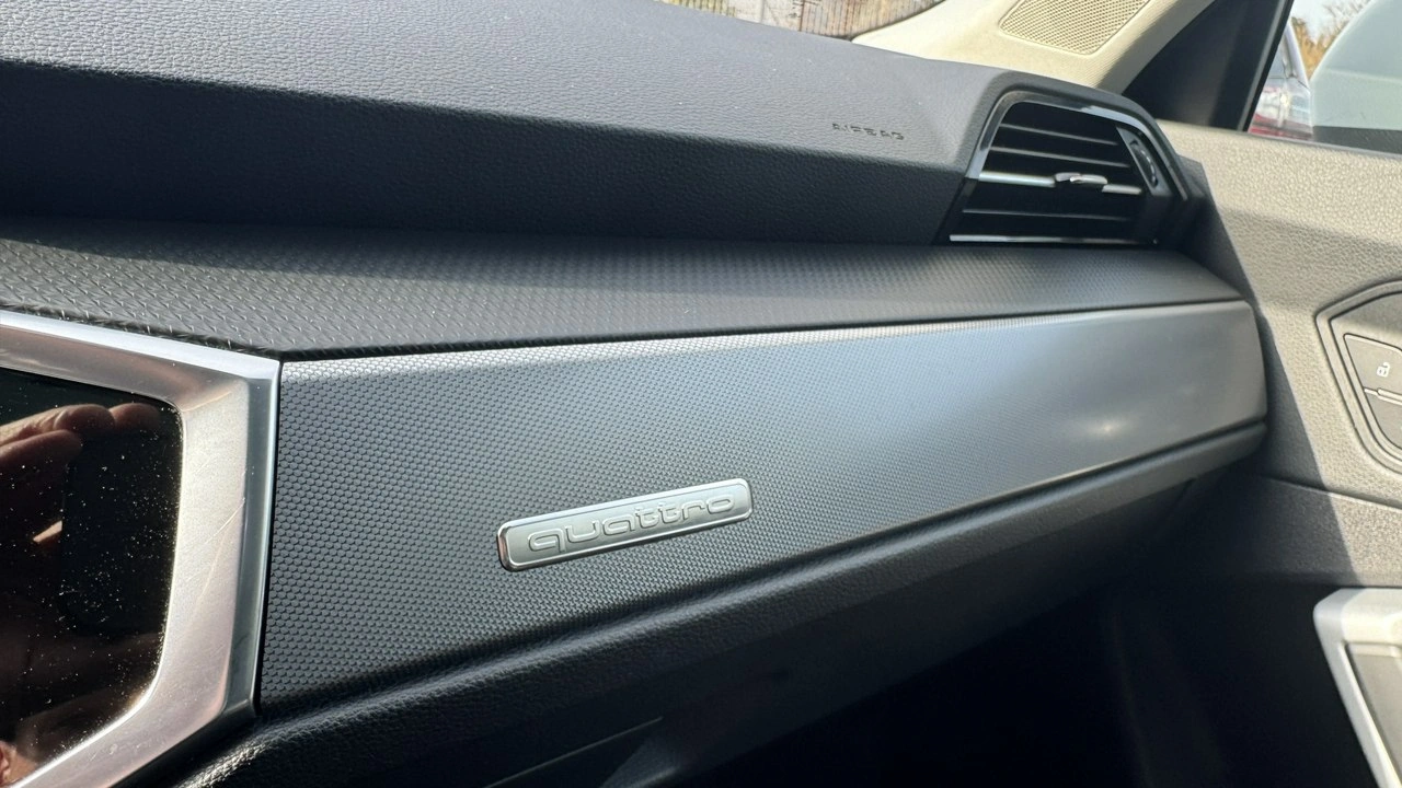 Audi Q3 - Zdjęcie 16