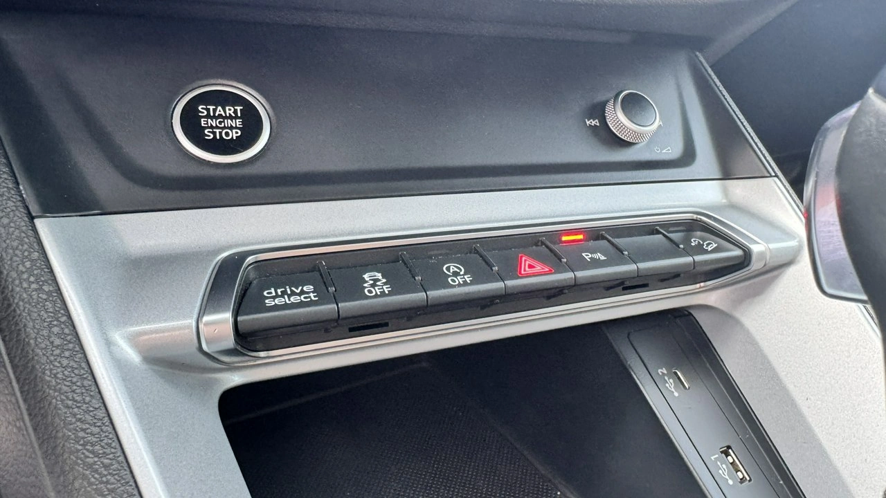 Audi Q3 - Zdjęcie 31