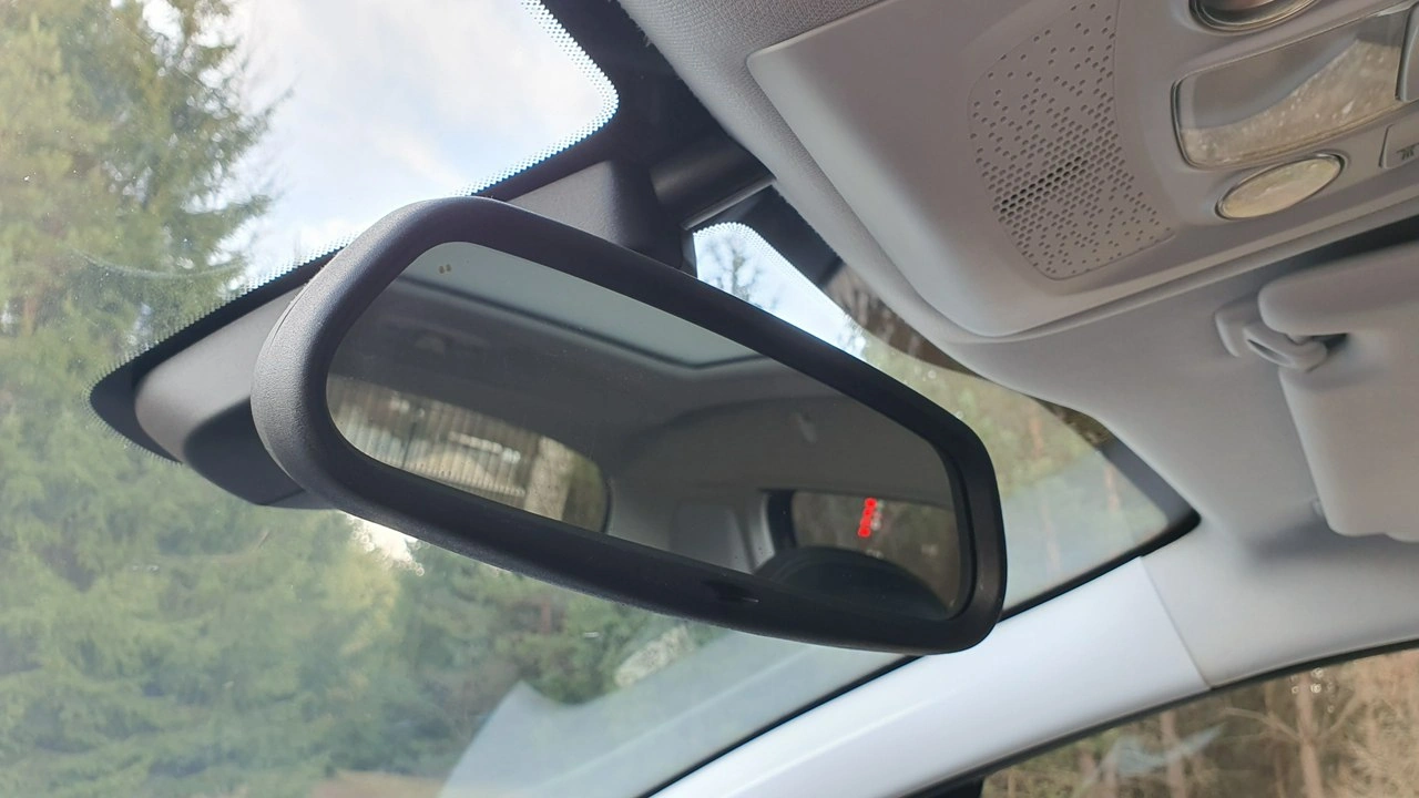 Peugeot 2008 - Zdjęcie 19