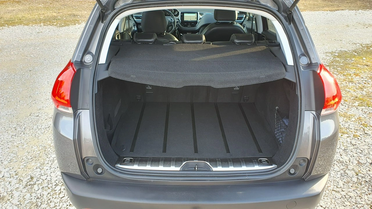 Peugeot 2008 - Zdjęcie 32