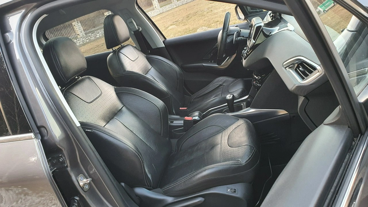Peugeot 2008 - Zdjęcie 6