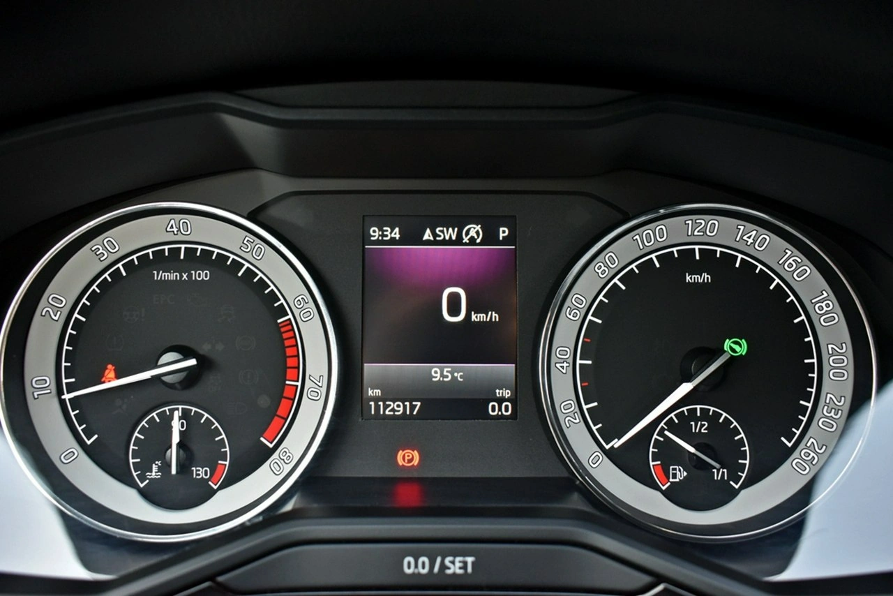 Skoda Superb - Zdjęcie 17