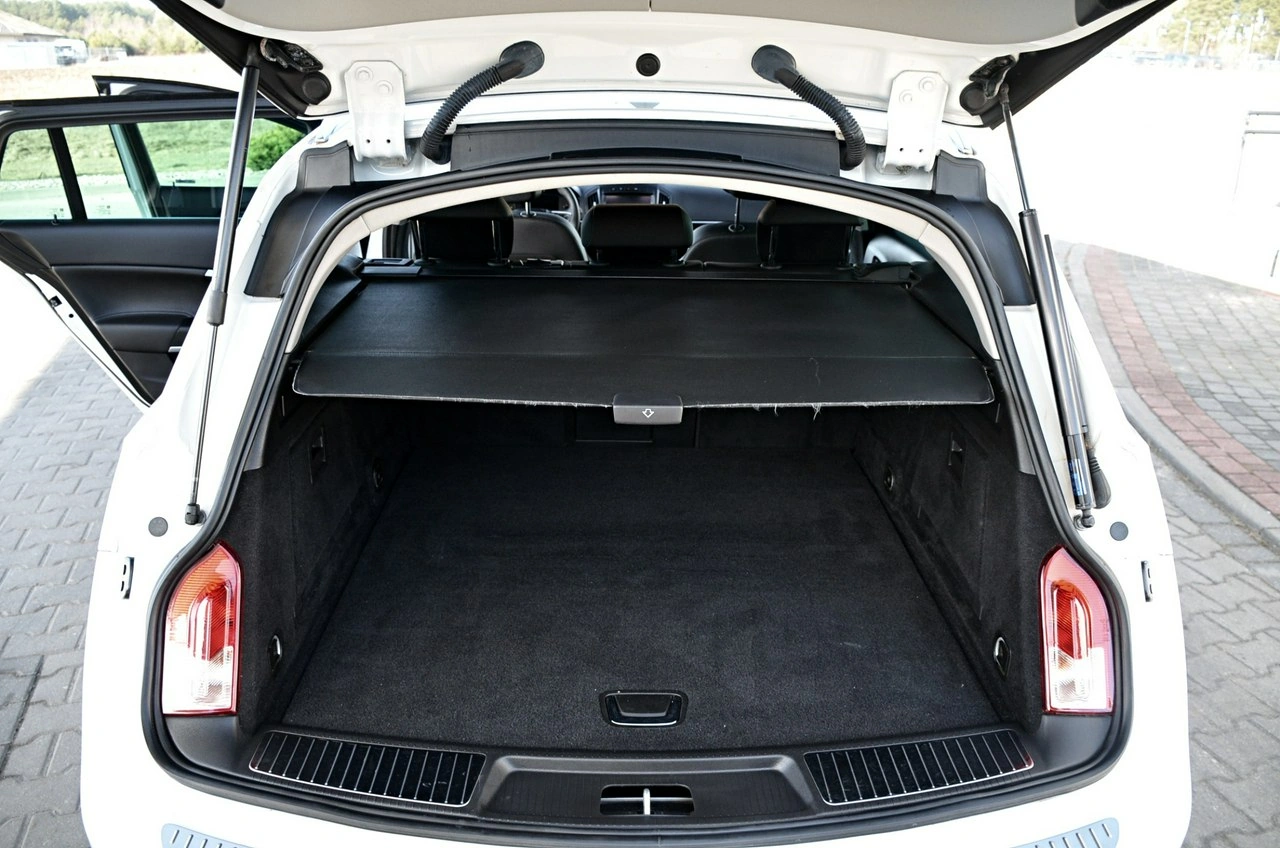 Opel Insignia - Zdjęcie 15