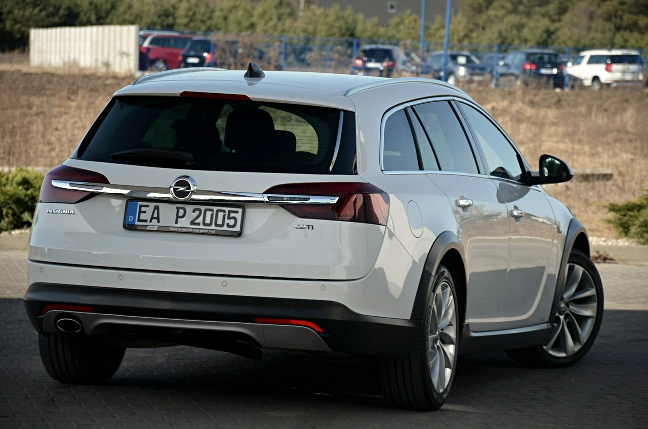 Opel Insignia - Zdjęcie 6