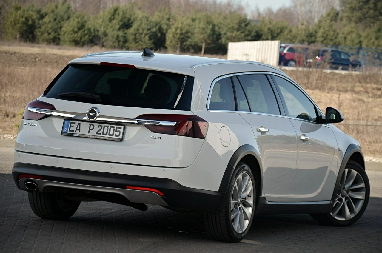 Opel Insignia - Zdjęcie 7