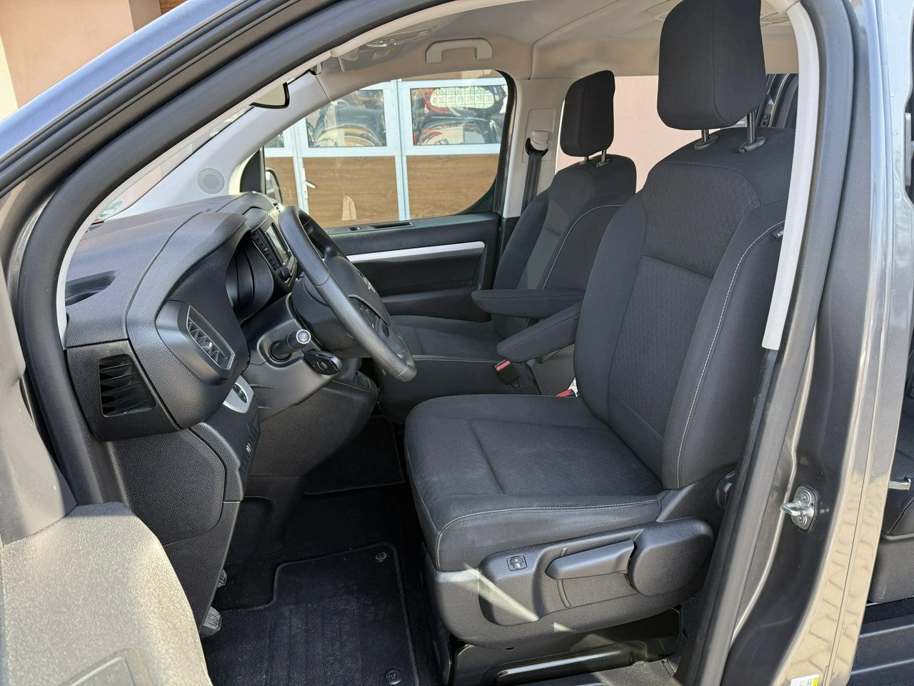 Opel Zafira - Zdjęcie 25