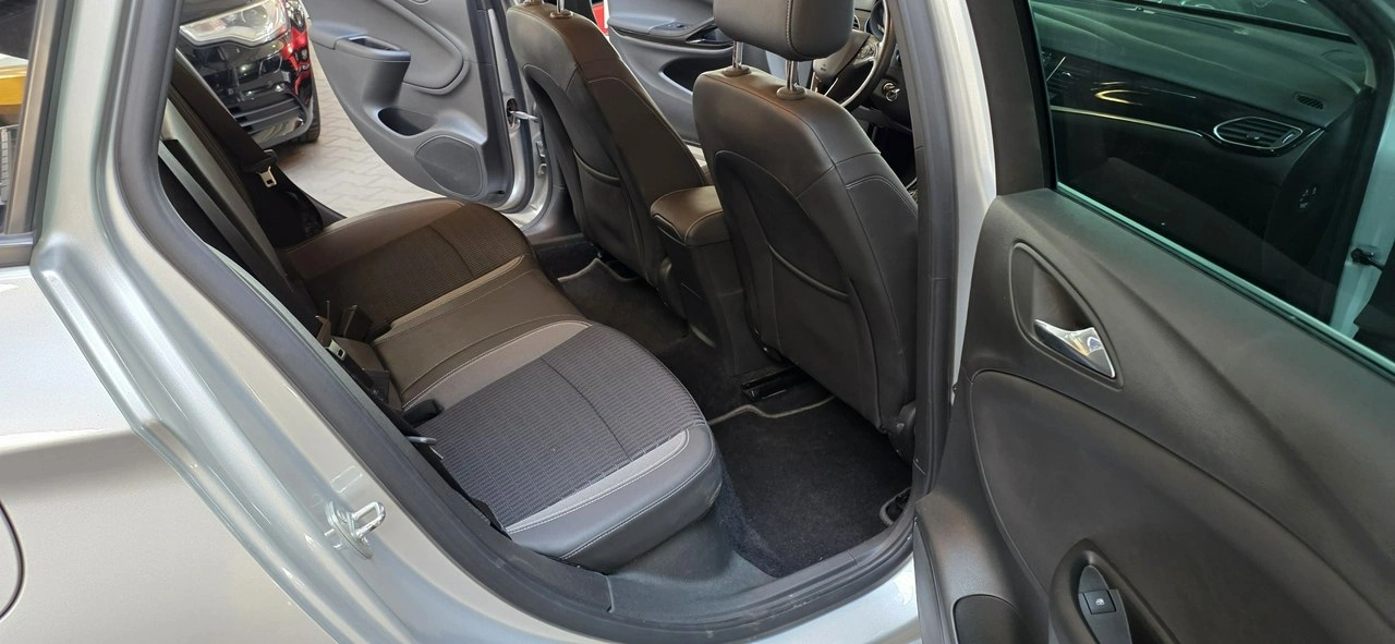 Opel Astra - Zdjęcie 14