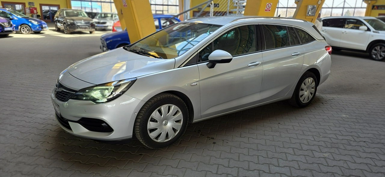 Opel Astra - Zdjęcie 3