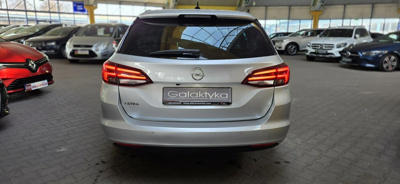 Opel Astra - Zdjęcie 7
