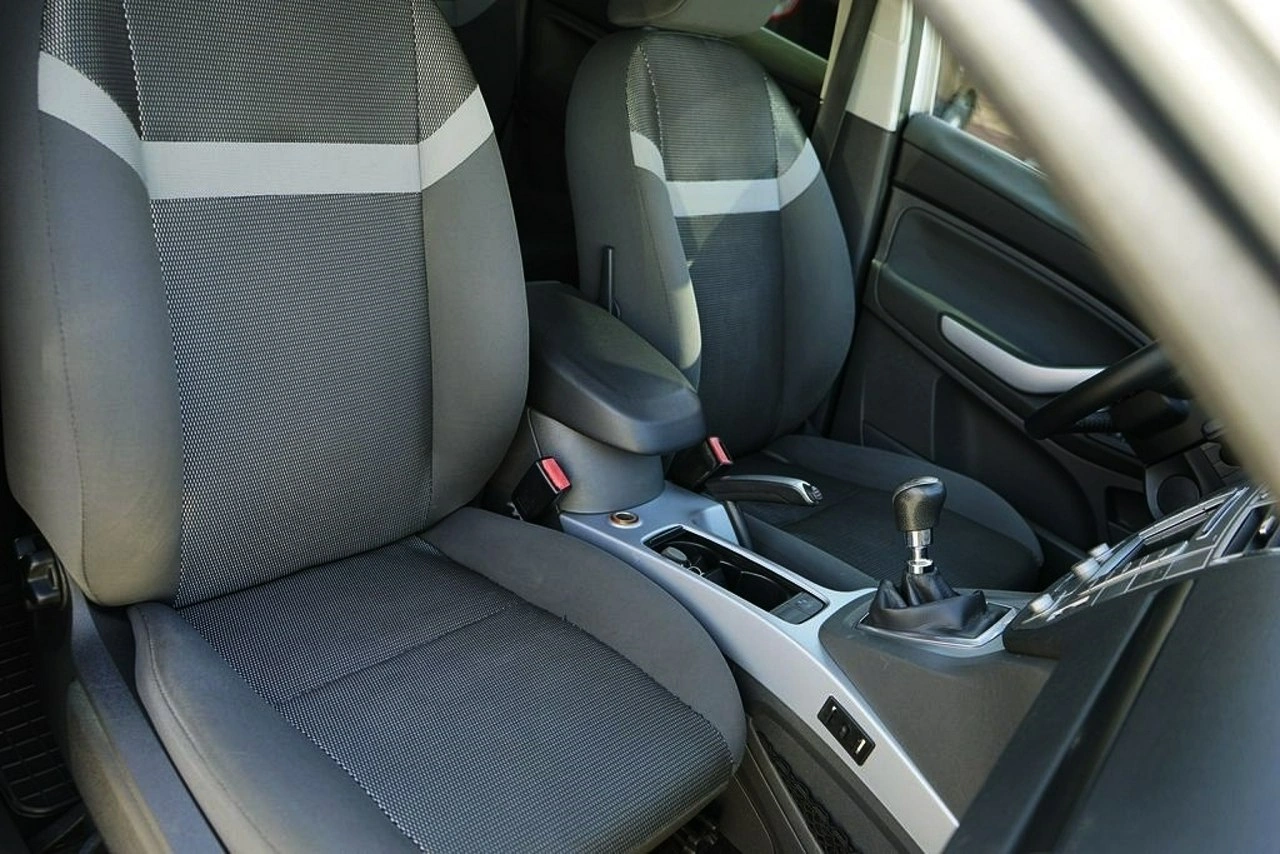 Ford Kuga - Zdjęcie 19