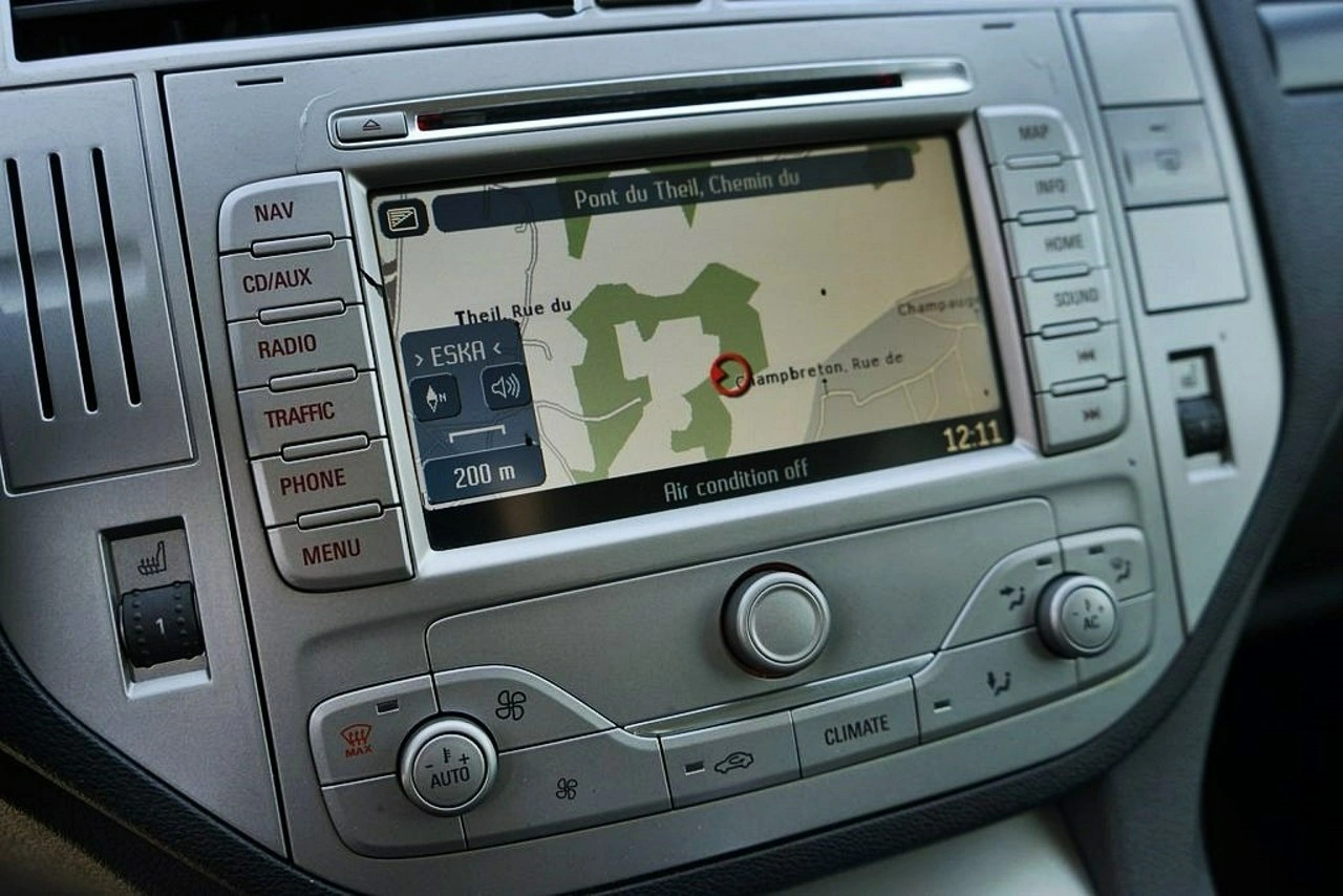 Ford Kuga - Zdjęcie 29