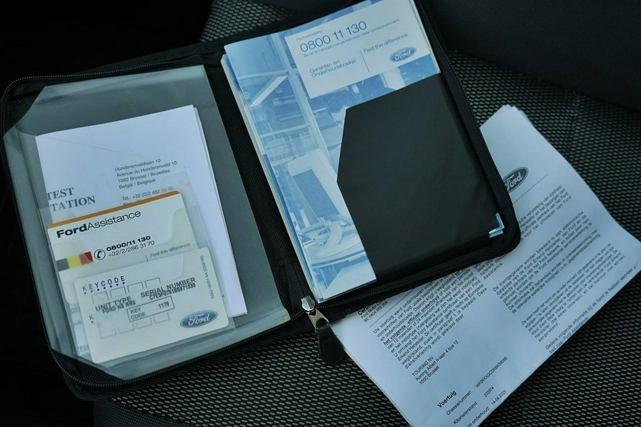 Ford Kuga - Zdjęcie 32