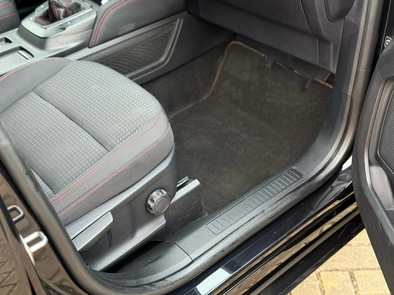 Ford Kuga - Zdjęcie 9