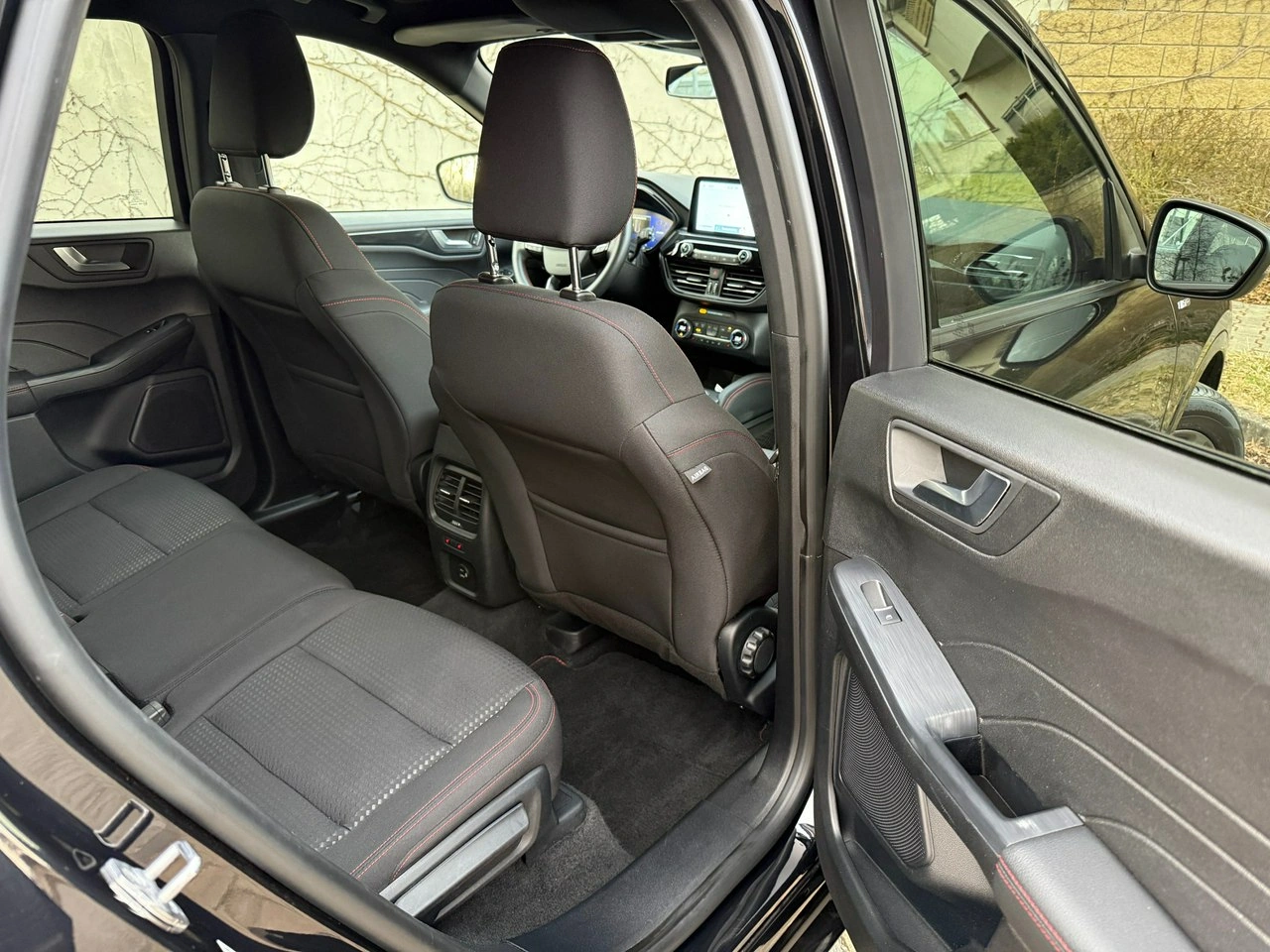 Ford Kuga - Zdjęcie 10