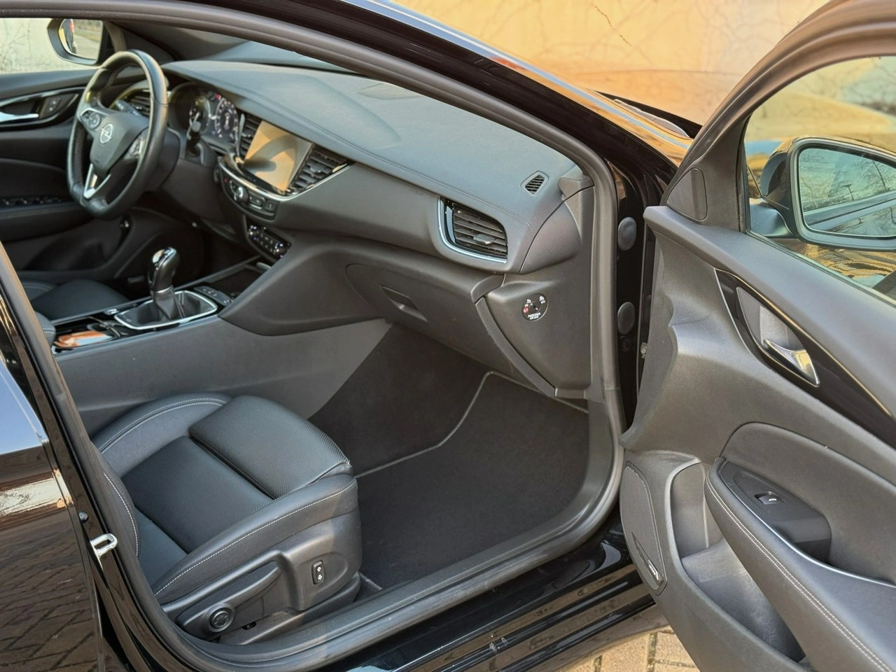 Opel Insignia - Zdjęcie 7