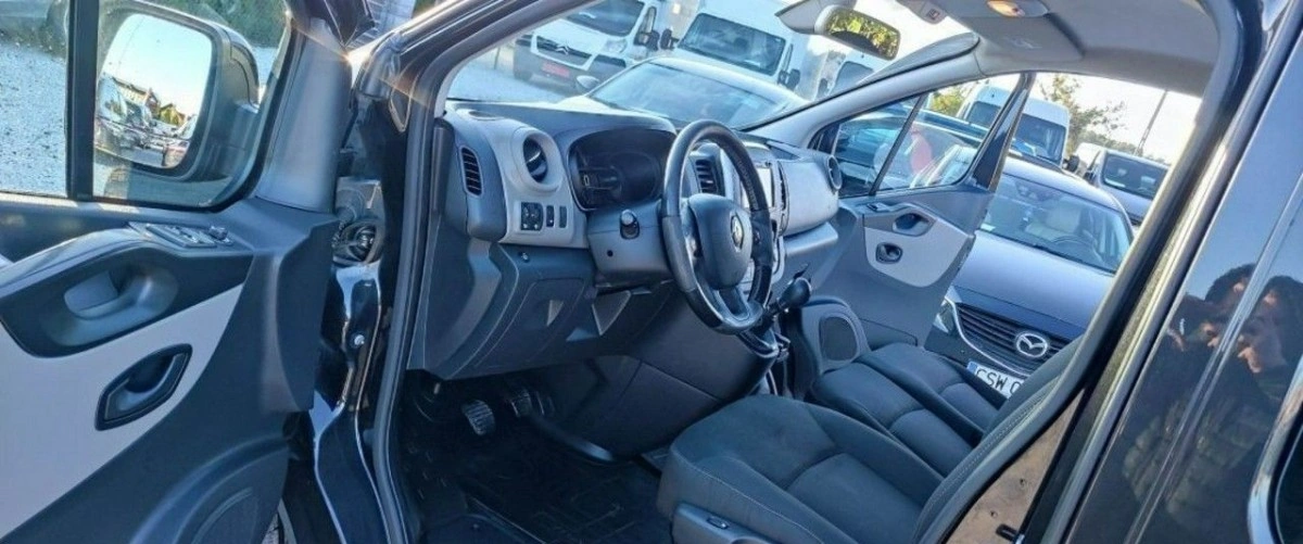 Renault Trafic - Zdjęcie 15