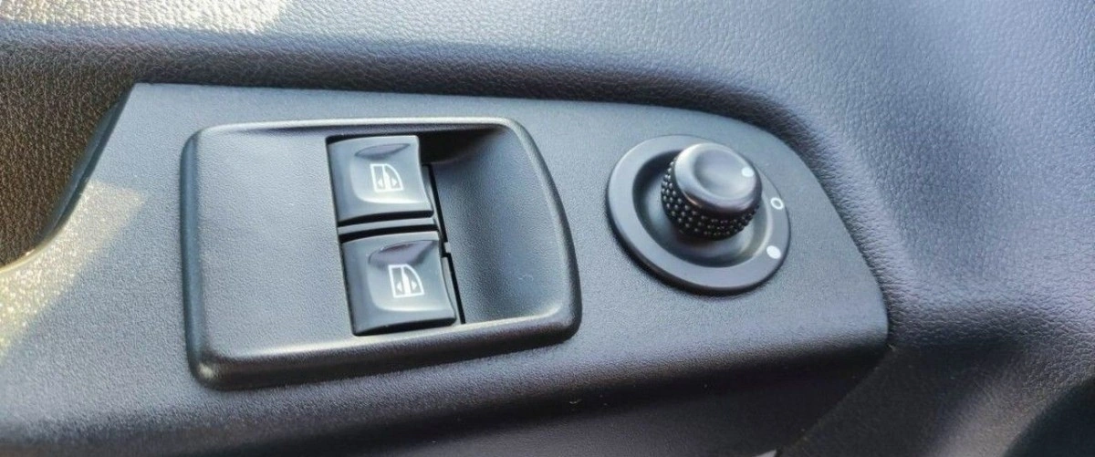 Renault Trafic - Zdjęcie 16