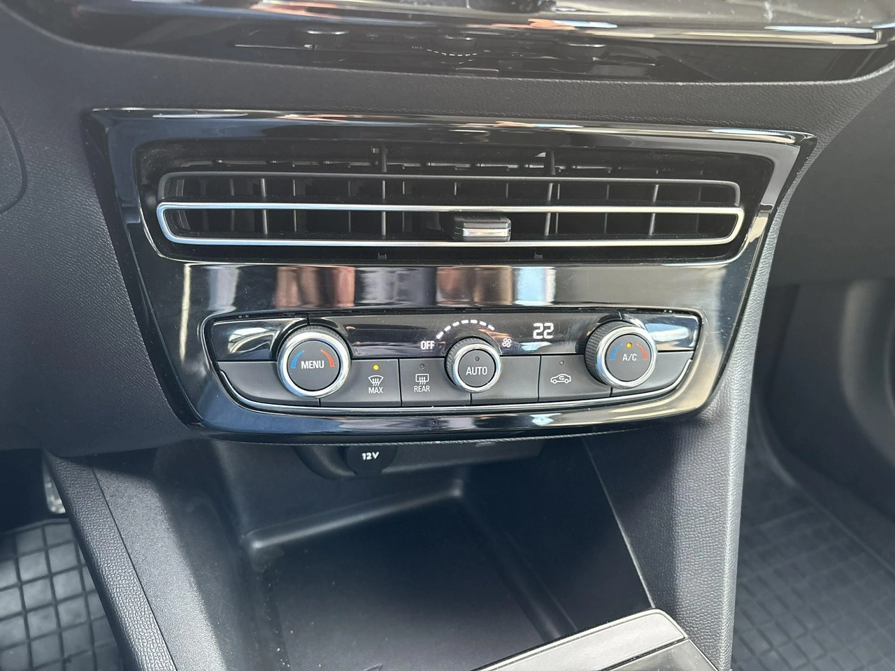 Opel Mokka - Zdjęcie 18