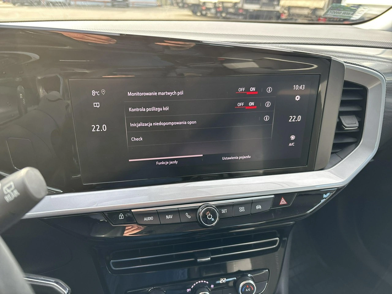 Opel Mokka - Zdjęcie 24