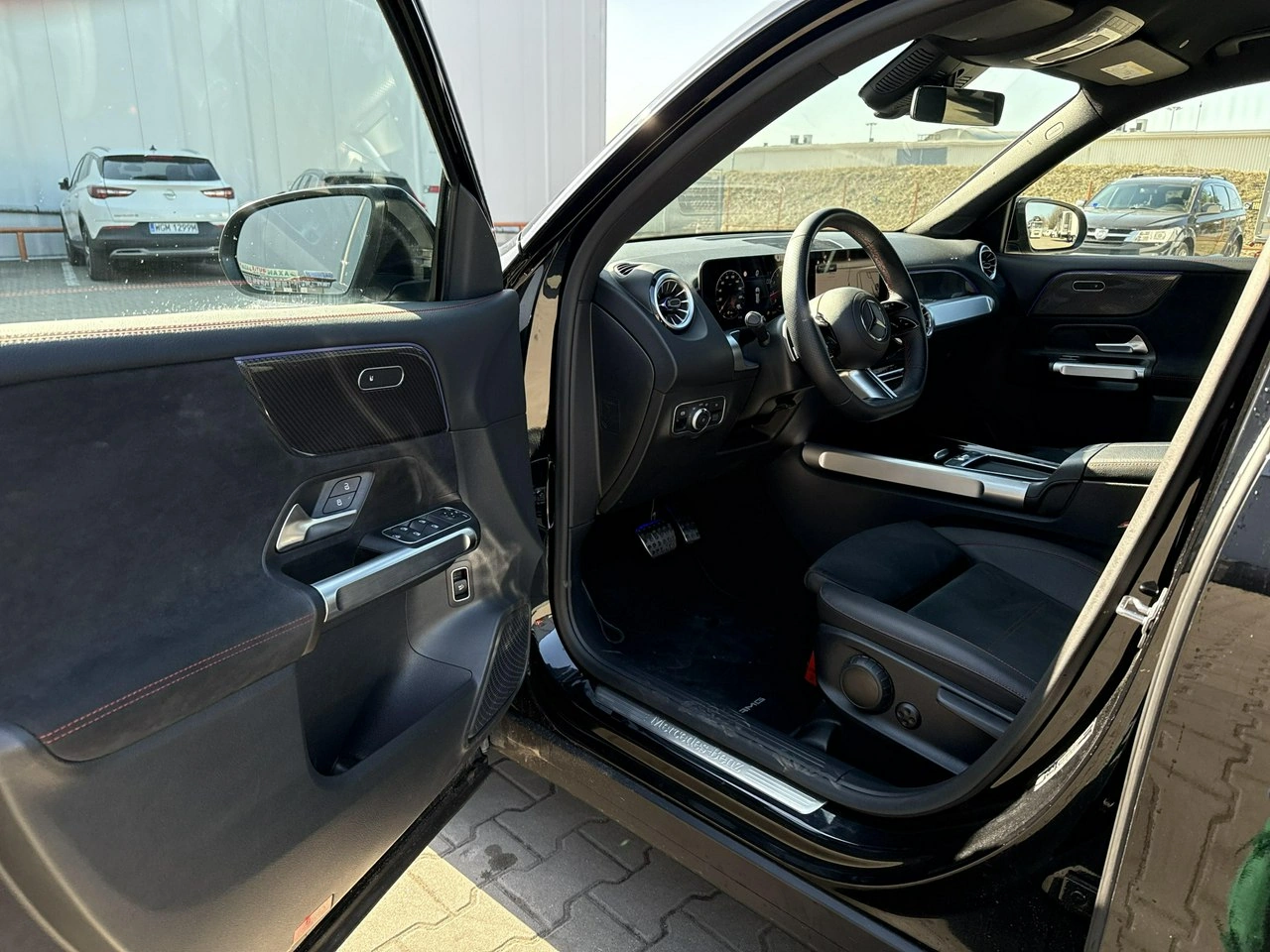 Mercedes GLB - Zdjęcie 9