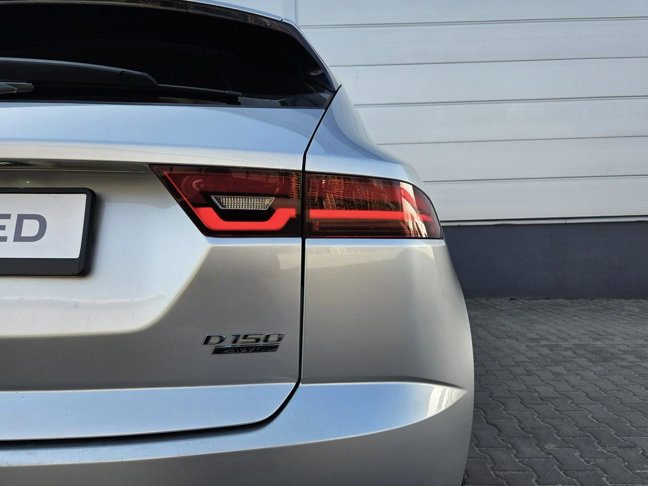 Jaguar E-Pace - Zdjęcie 17