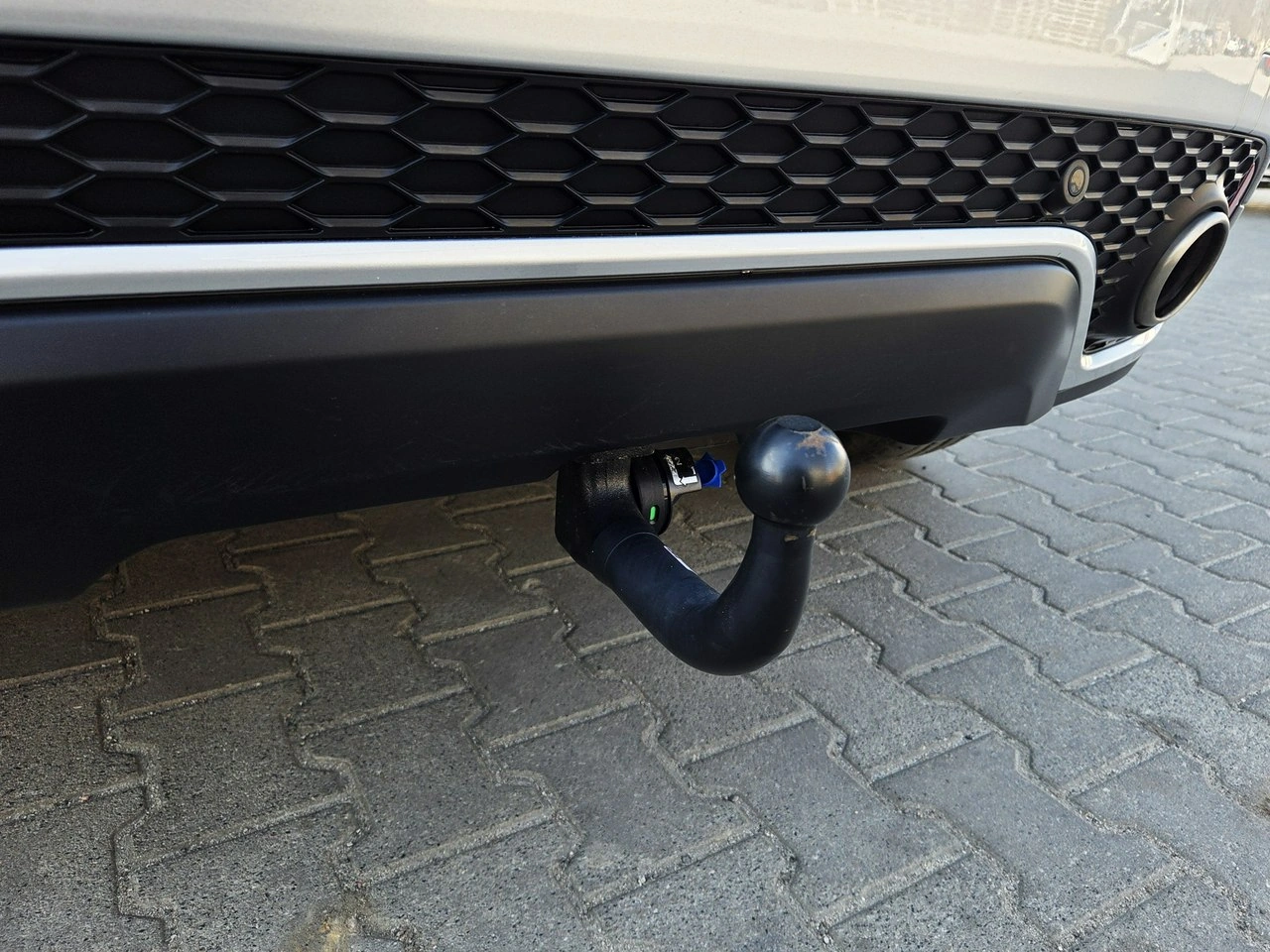Jaguar E-Pace - Zdjęcie 17