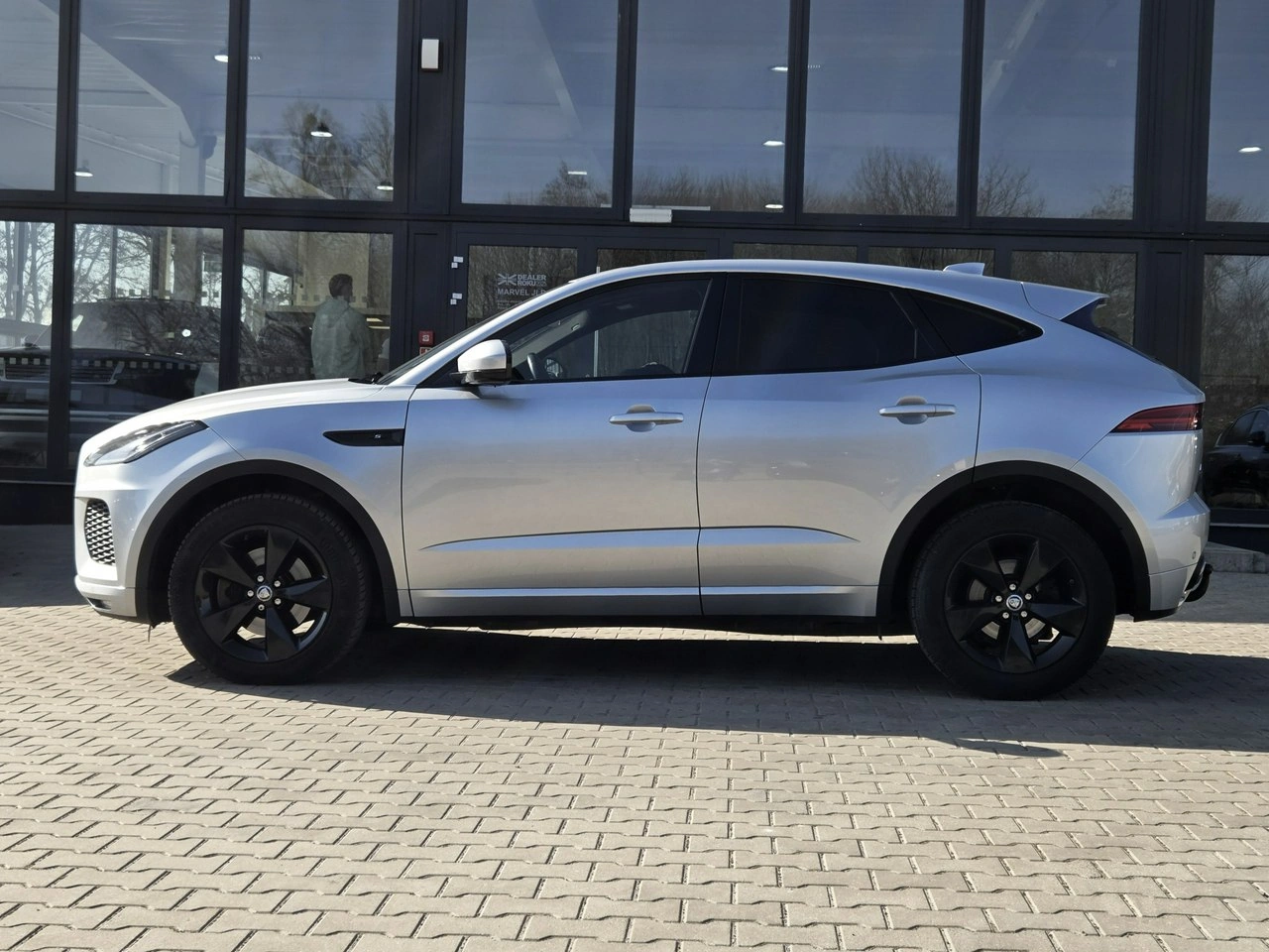 Jaguar E-Pace - Zdjęcie 4