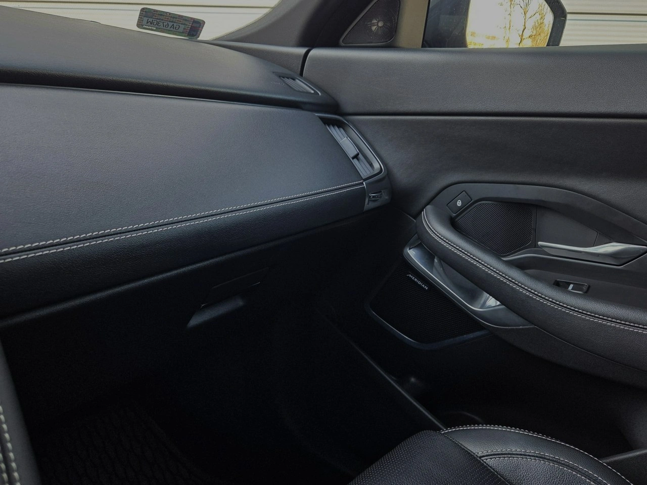 Jaguar E-Pace - Zdjęcie 44