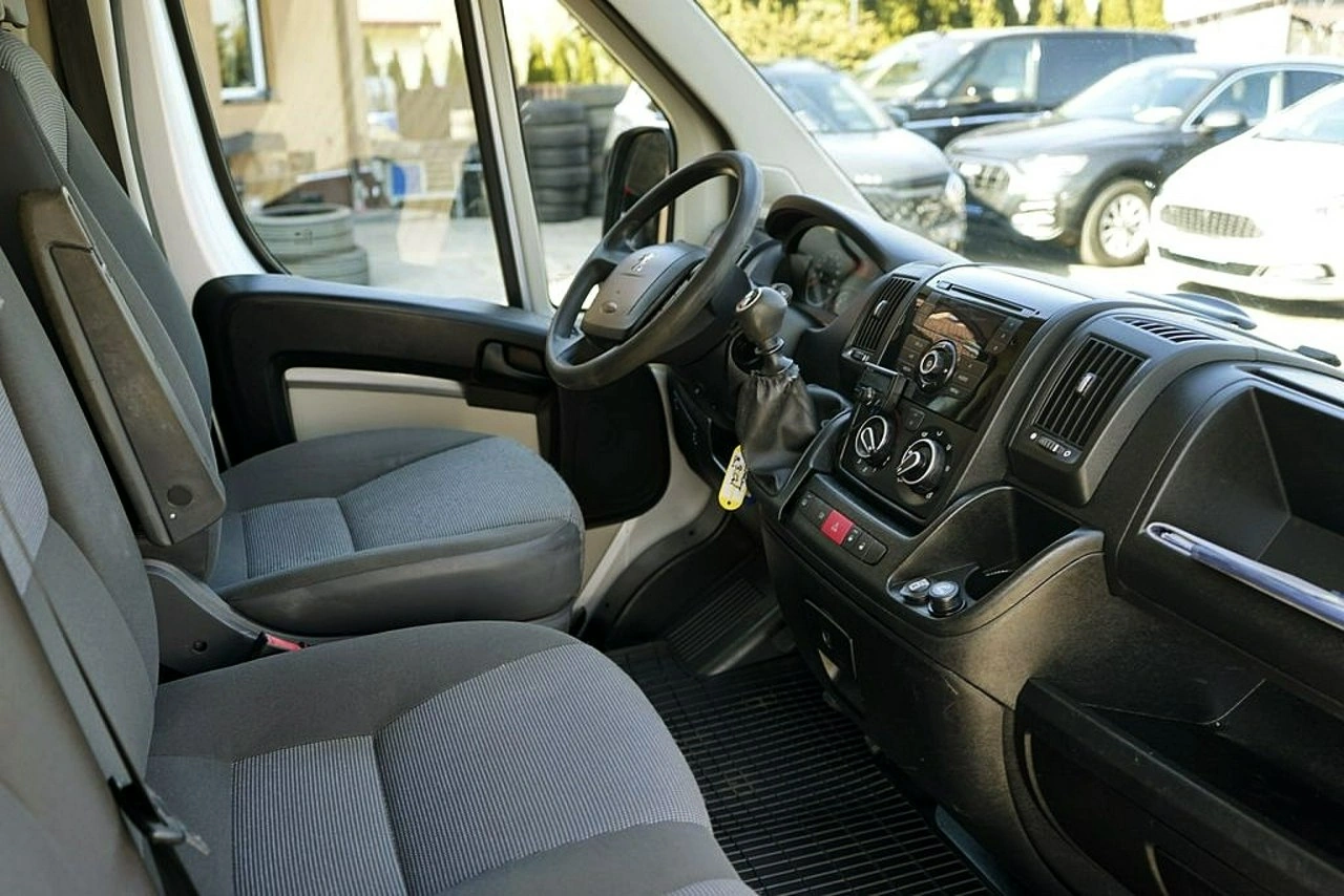 Peugeot Boxer - Zdjęcie 13