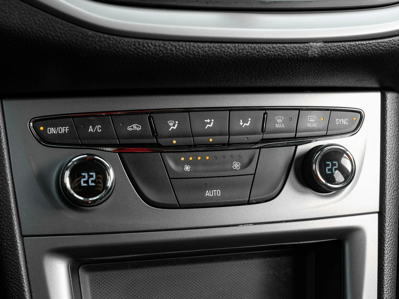 Opel Astra - Zdjęcie 16