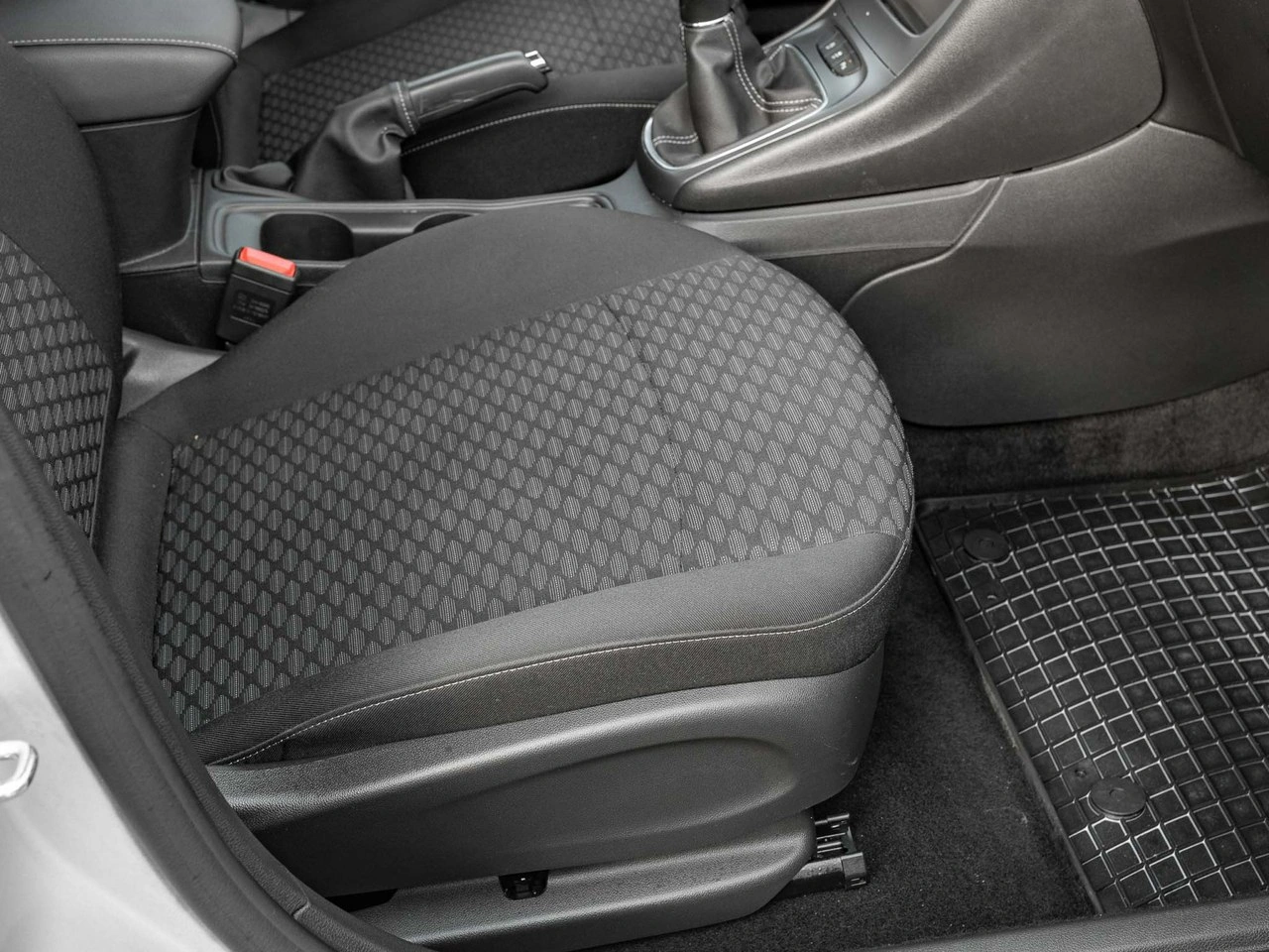 Opel Astra - Zdjęcie 27