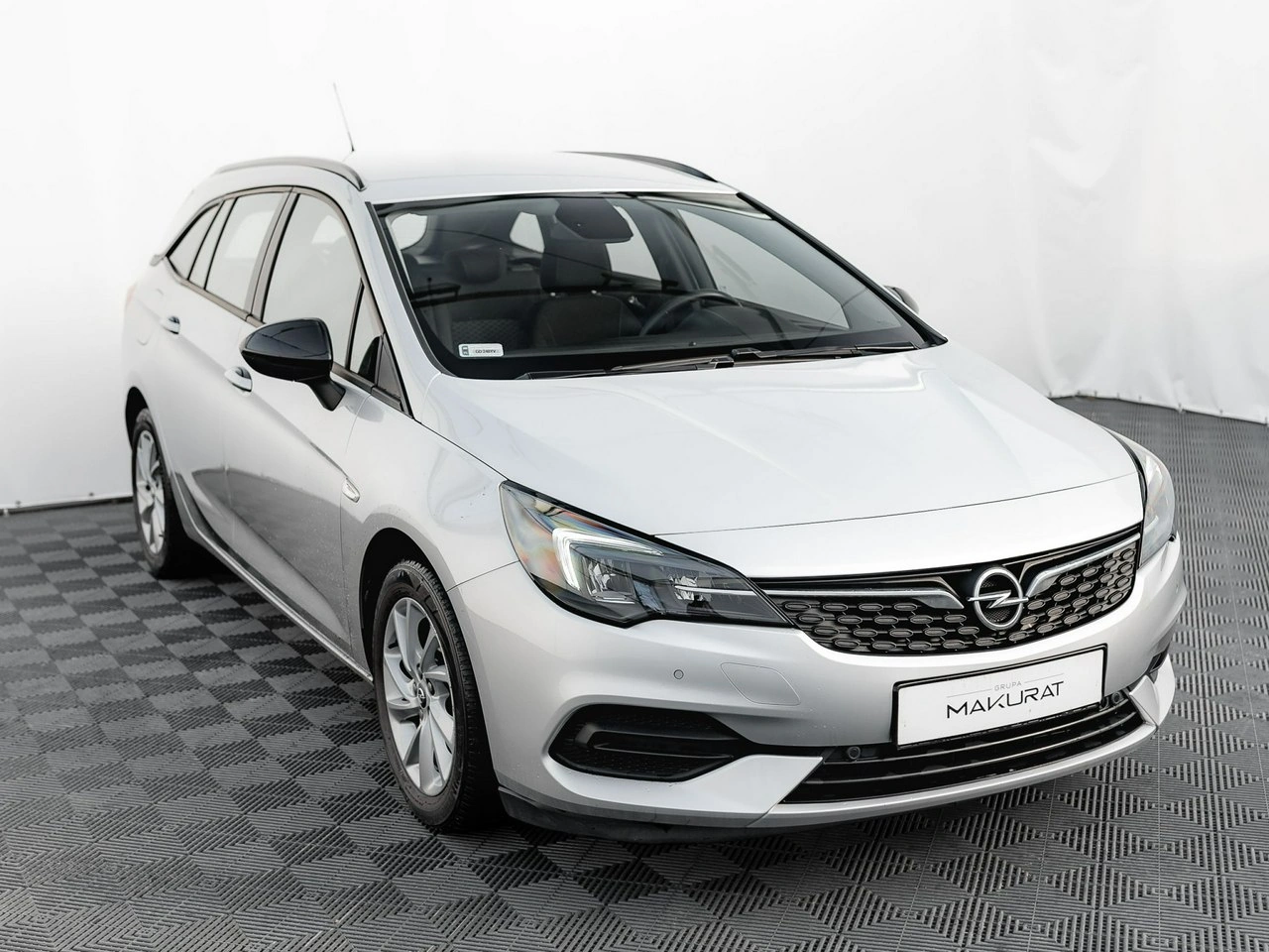 Opel Astra - Zdjęcie 2