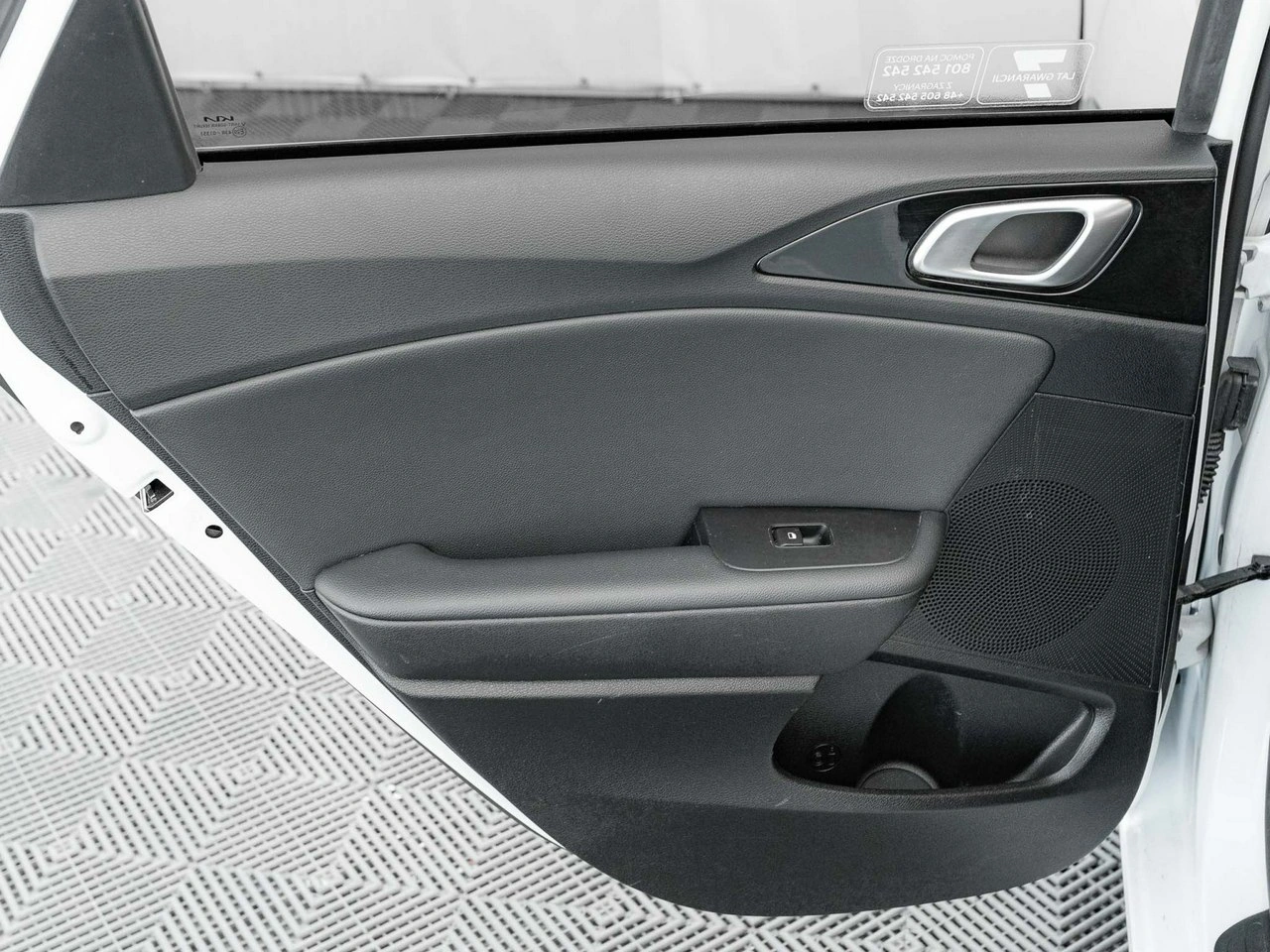 Kia Ceed - Zdjęcie 20