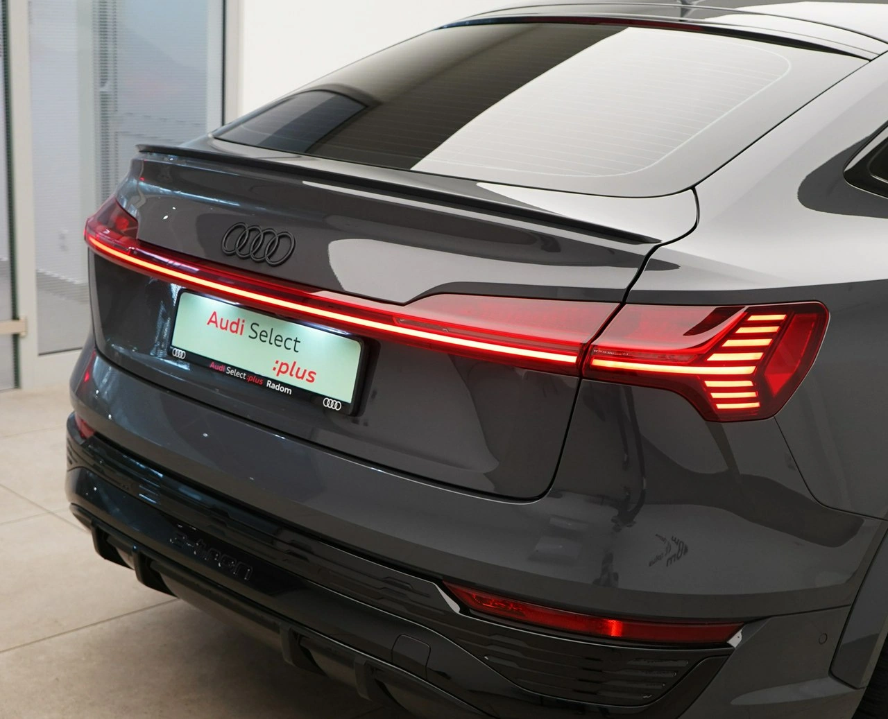 Audi SQ8 e-tron - Zdjęcie 9