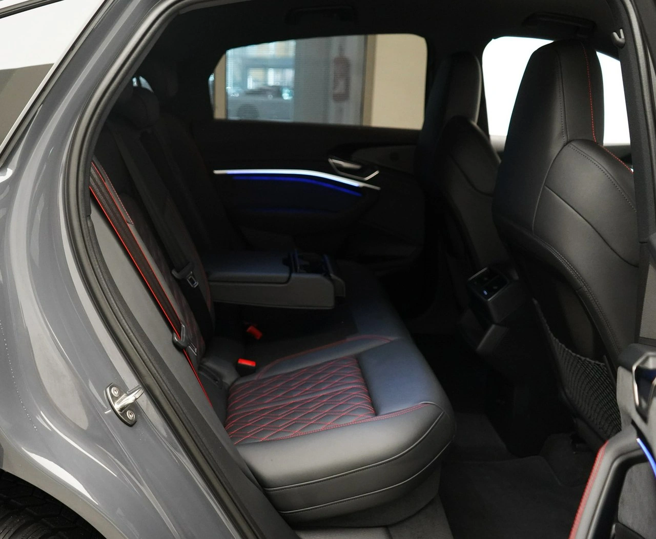 Audi SQ8 e-tron - Zdjęcie 20