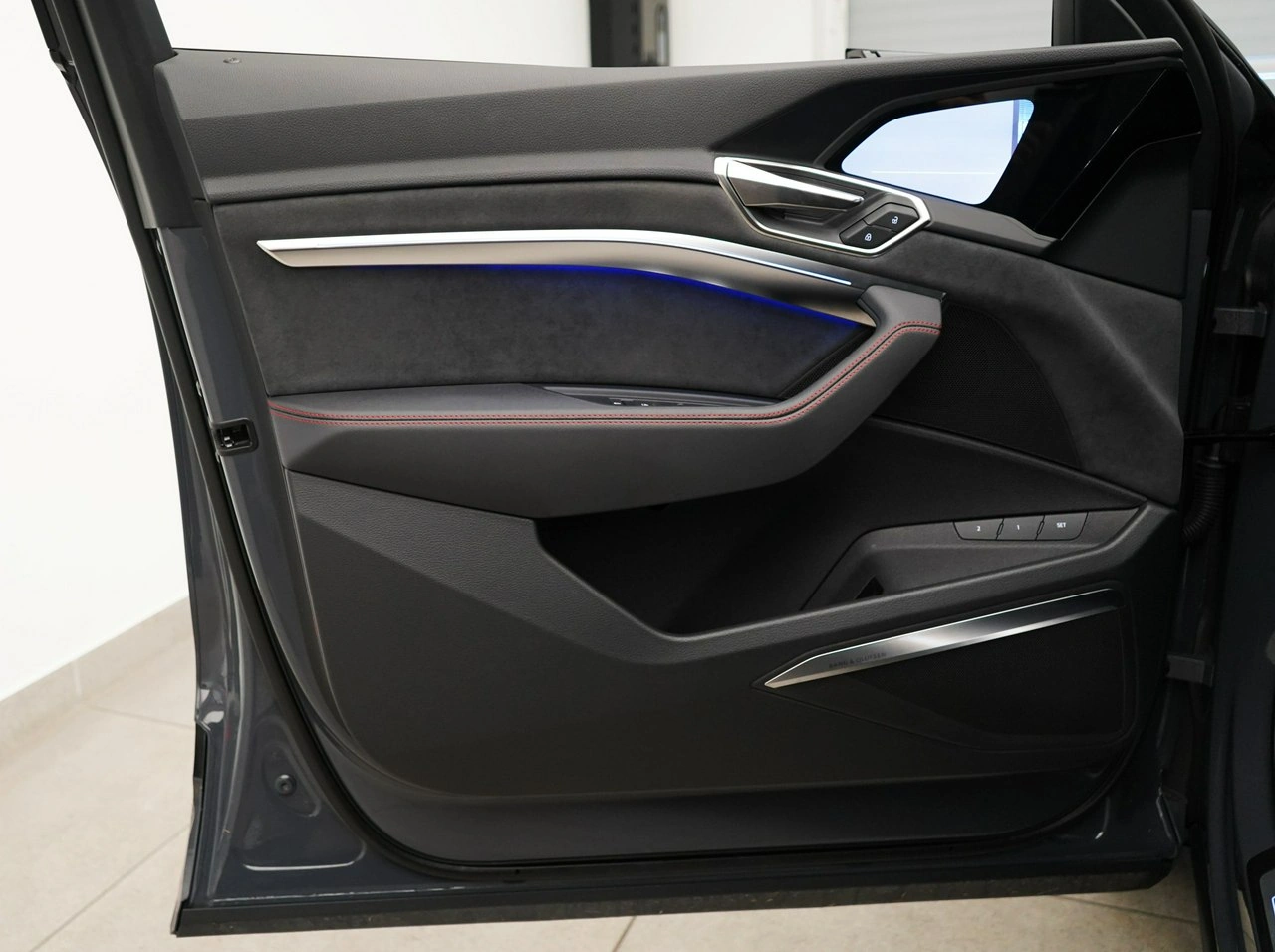 Audi SQ8 e-tron - Zdjęcie 21