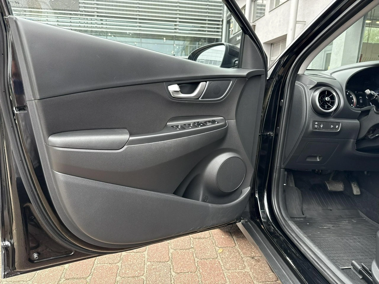 Hyundai Kona - Zdjęcie 21