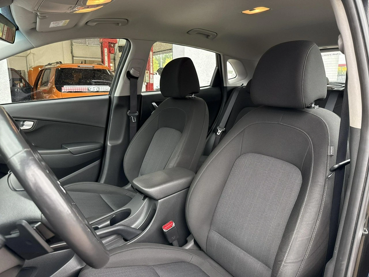 Hyundai Kona - Zdjęcie 21