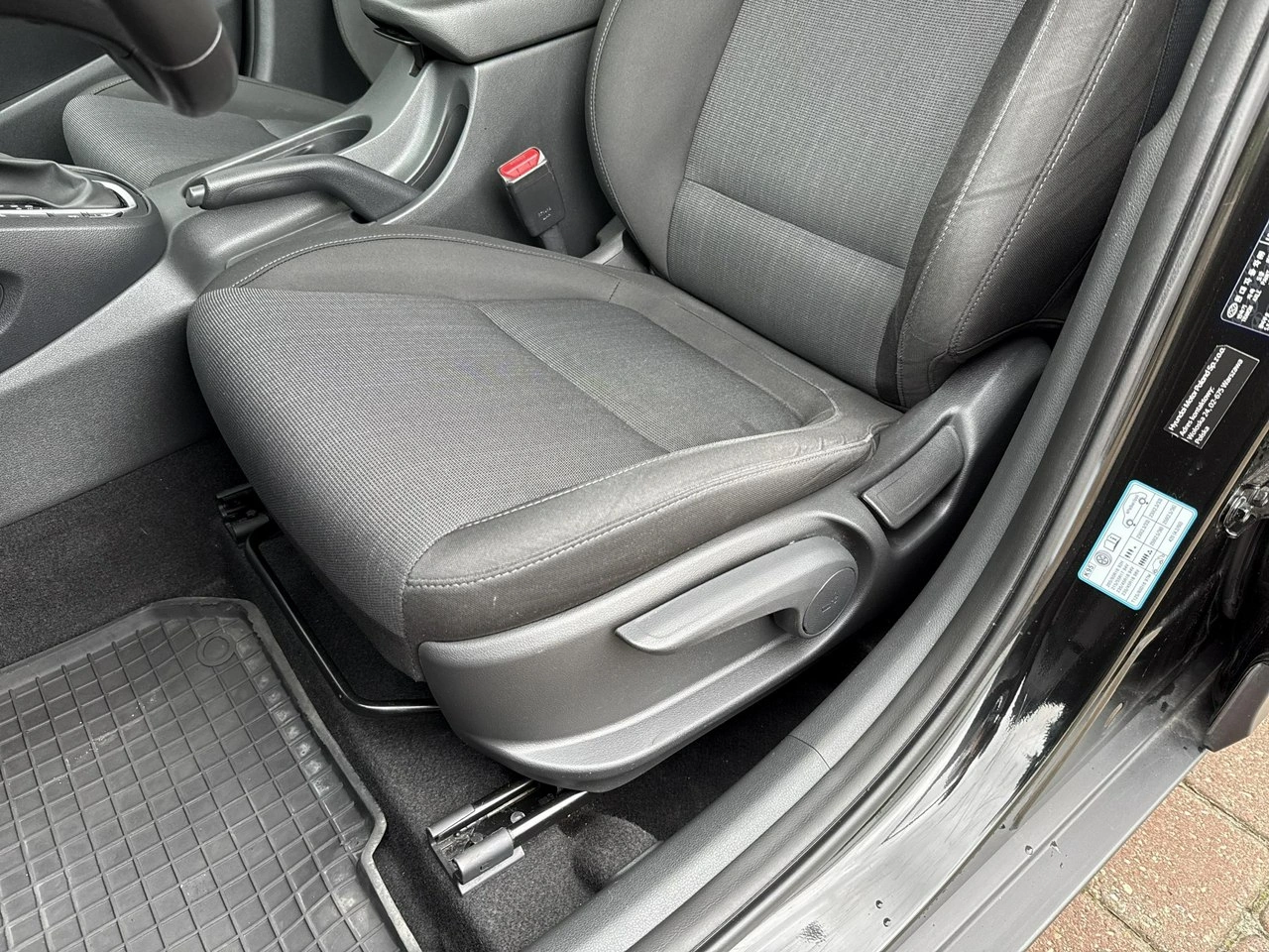 Hyundai Kona - Zdjęcie 22