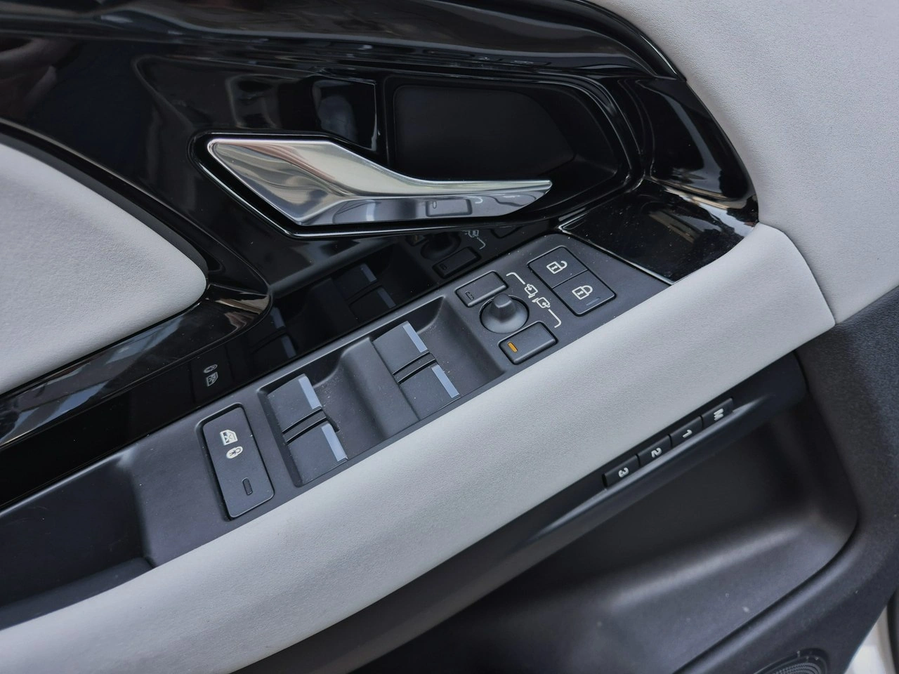 Land Rover Range Rover Evoque - Zdjęcie 22