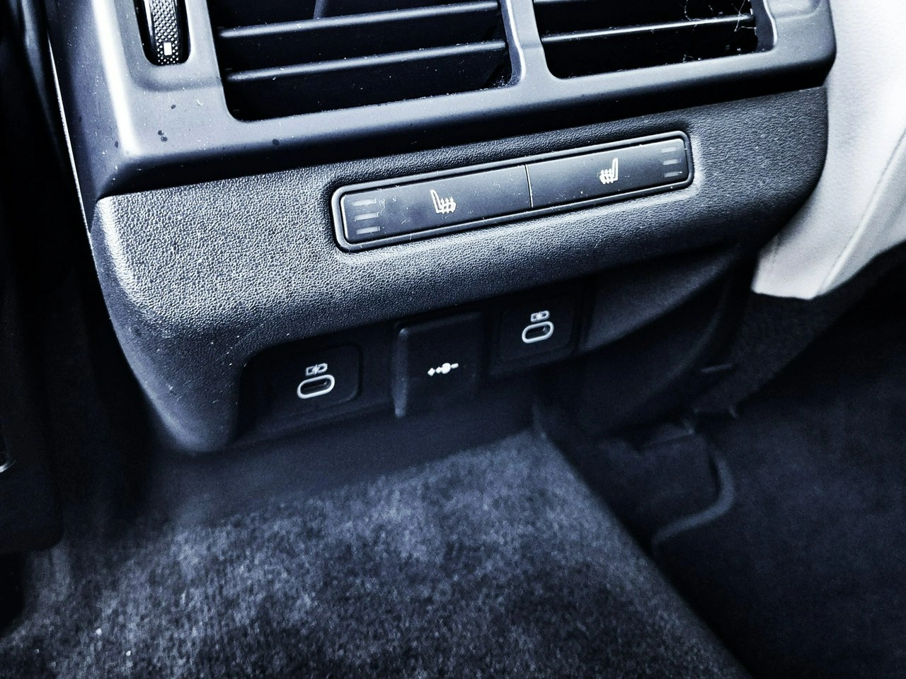 Land Rover Range Rover Evoque - Zdjęcie 28