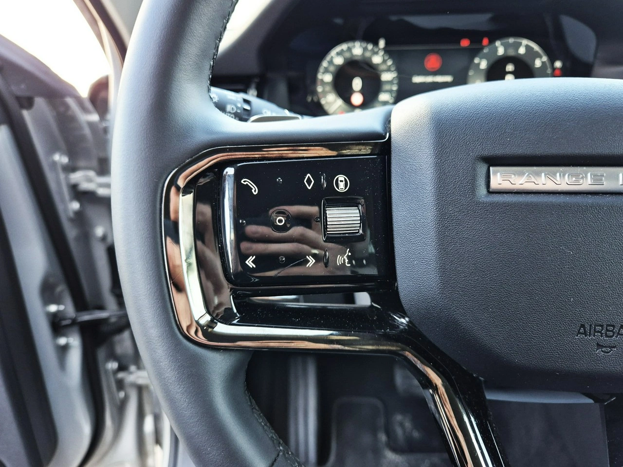 Land Rover Range Rover Evoque - Zdjęcie 37