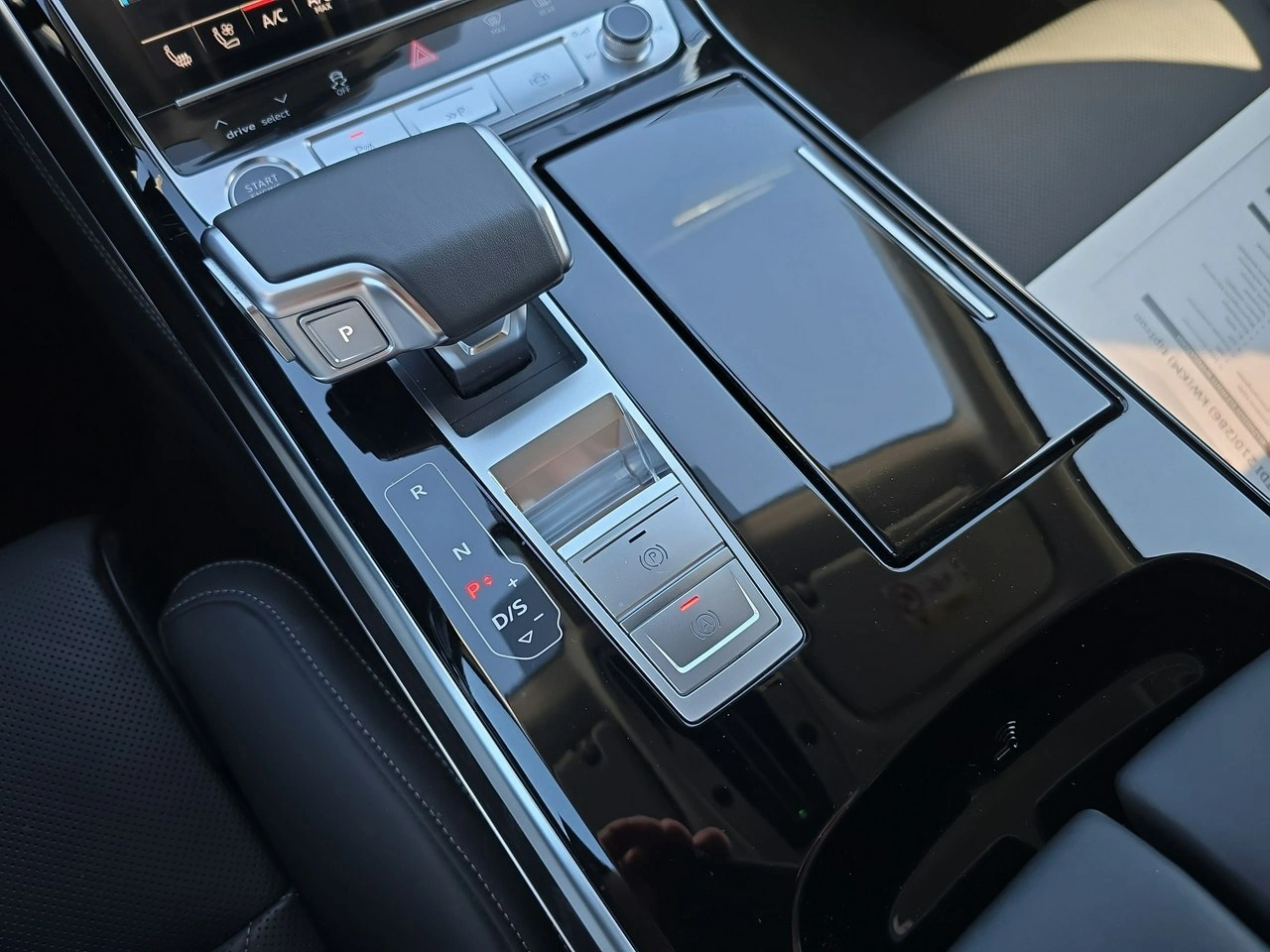 Audi A8 - Zdjęcie 13