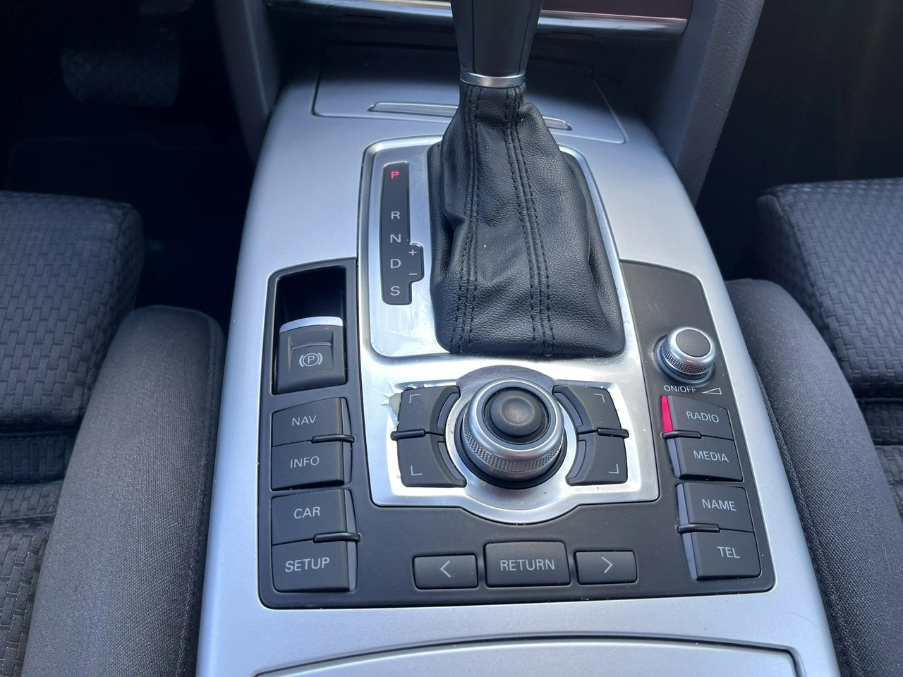 Audi A6 - Zdjęcie 17